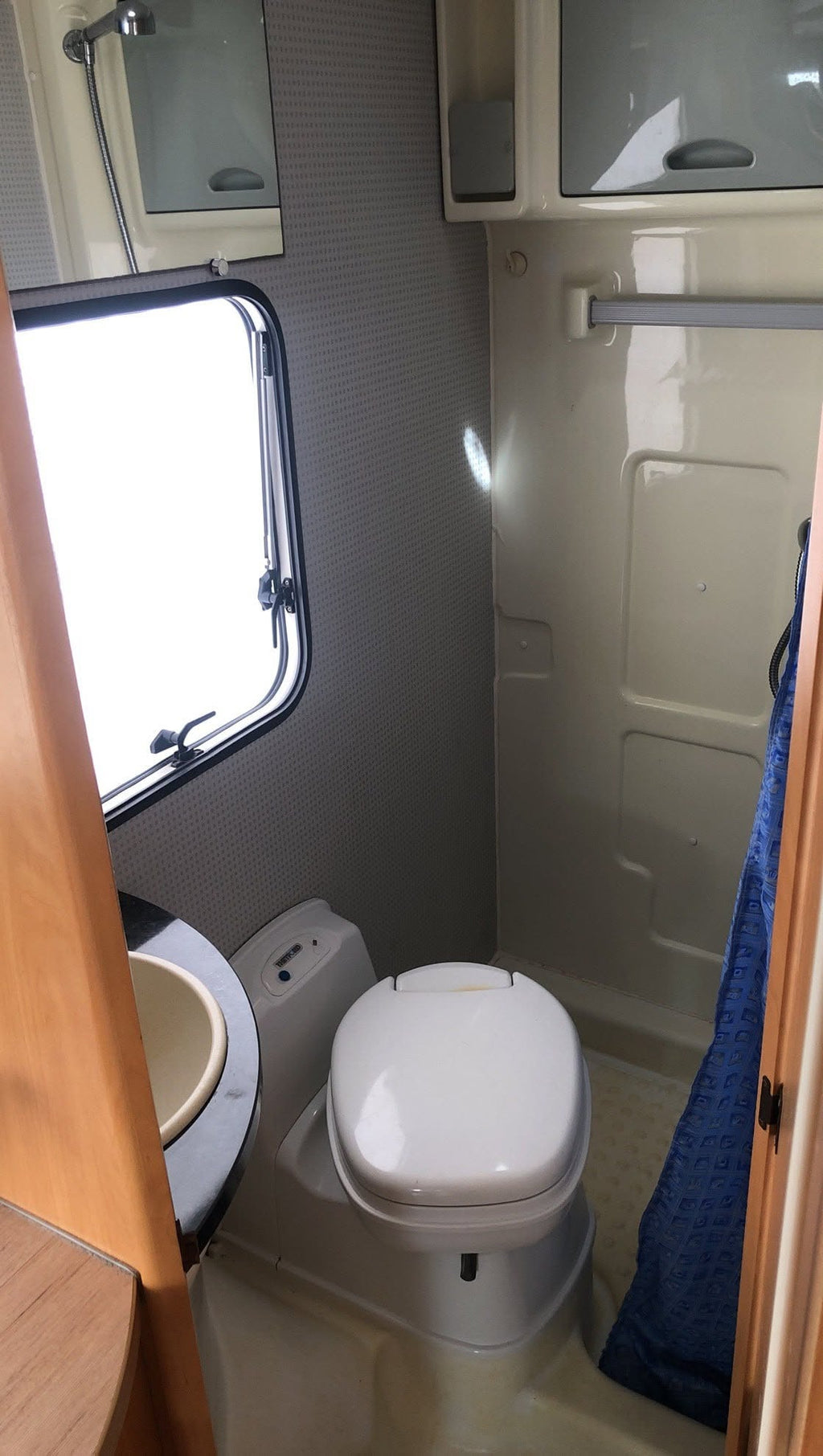 BEST CHAUSSON Profile 2006