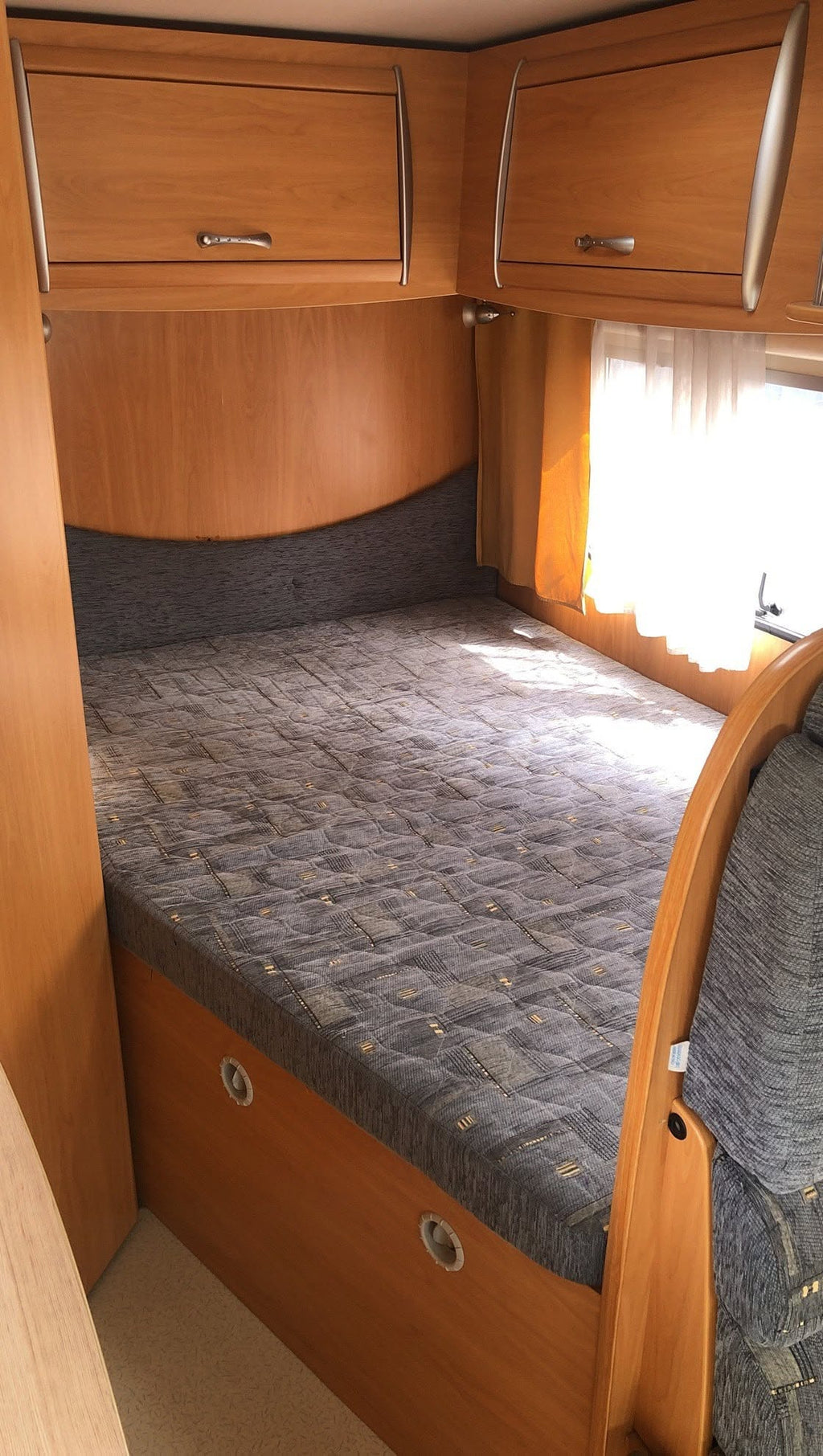 BEST CHAUSSON Profile 2006