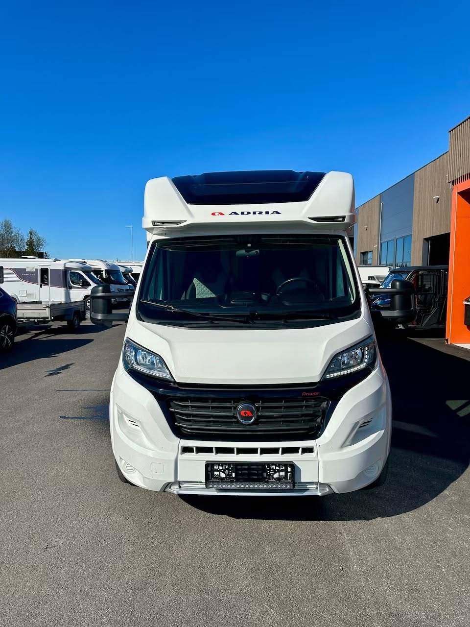 Adria Coral Plus 670SLT
