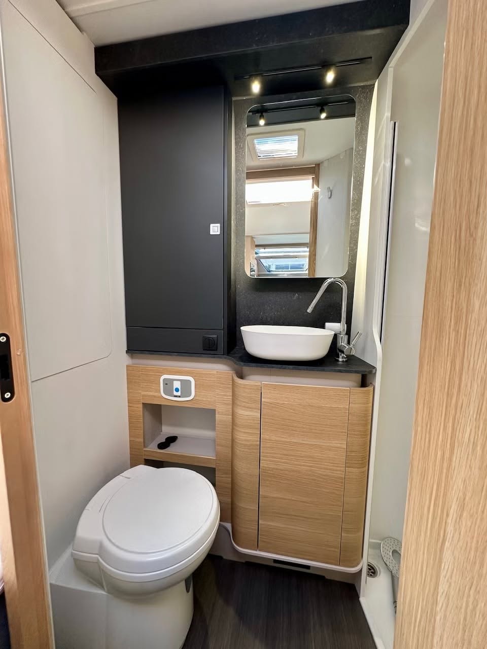 Adria Coral Plus 670SLT