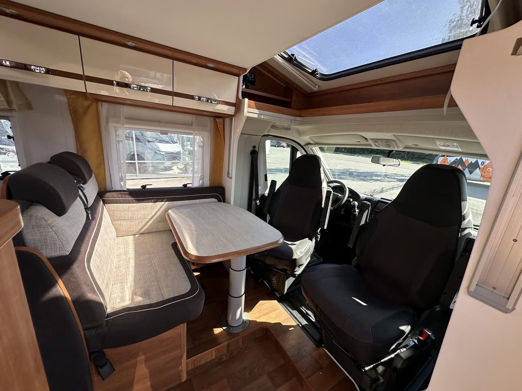 Adria Coral Plus 670SLT