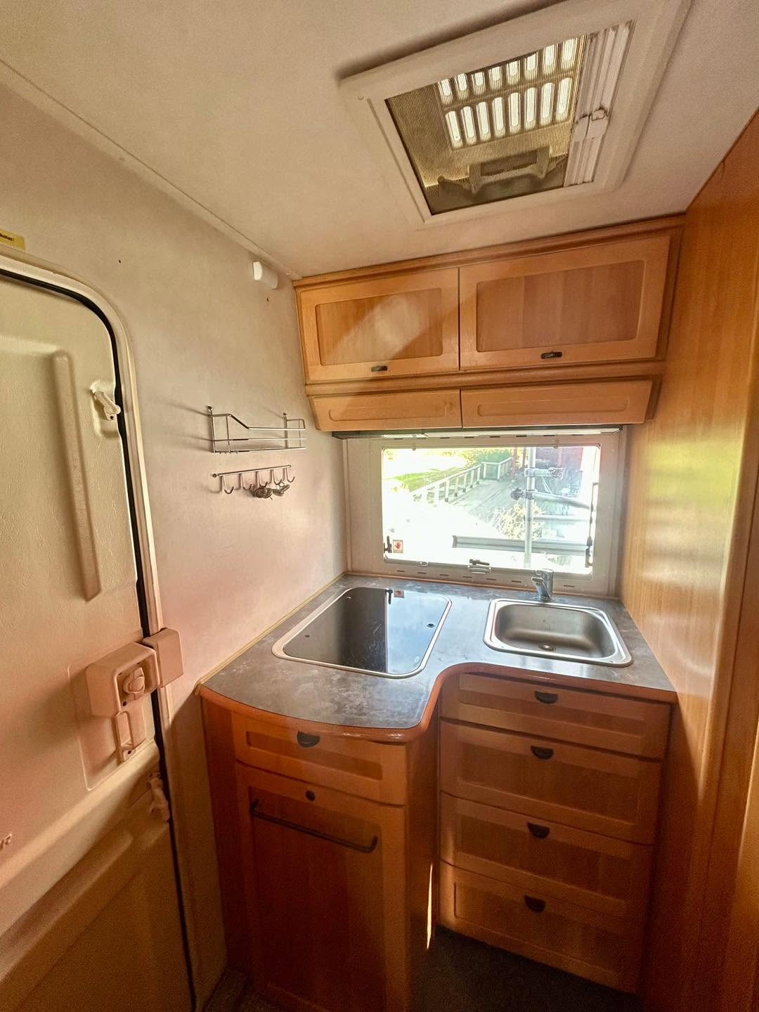 Mercedes-Benz Hymer