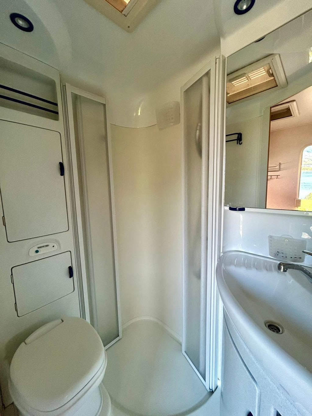 Mercedes-Benz Hymer