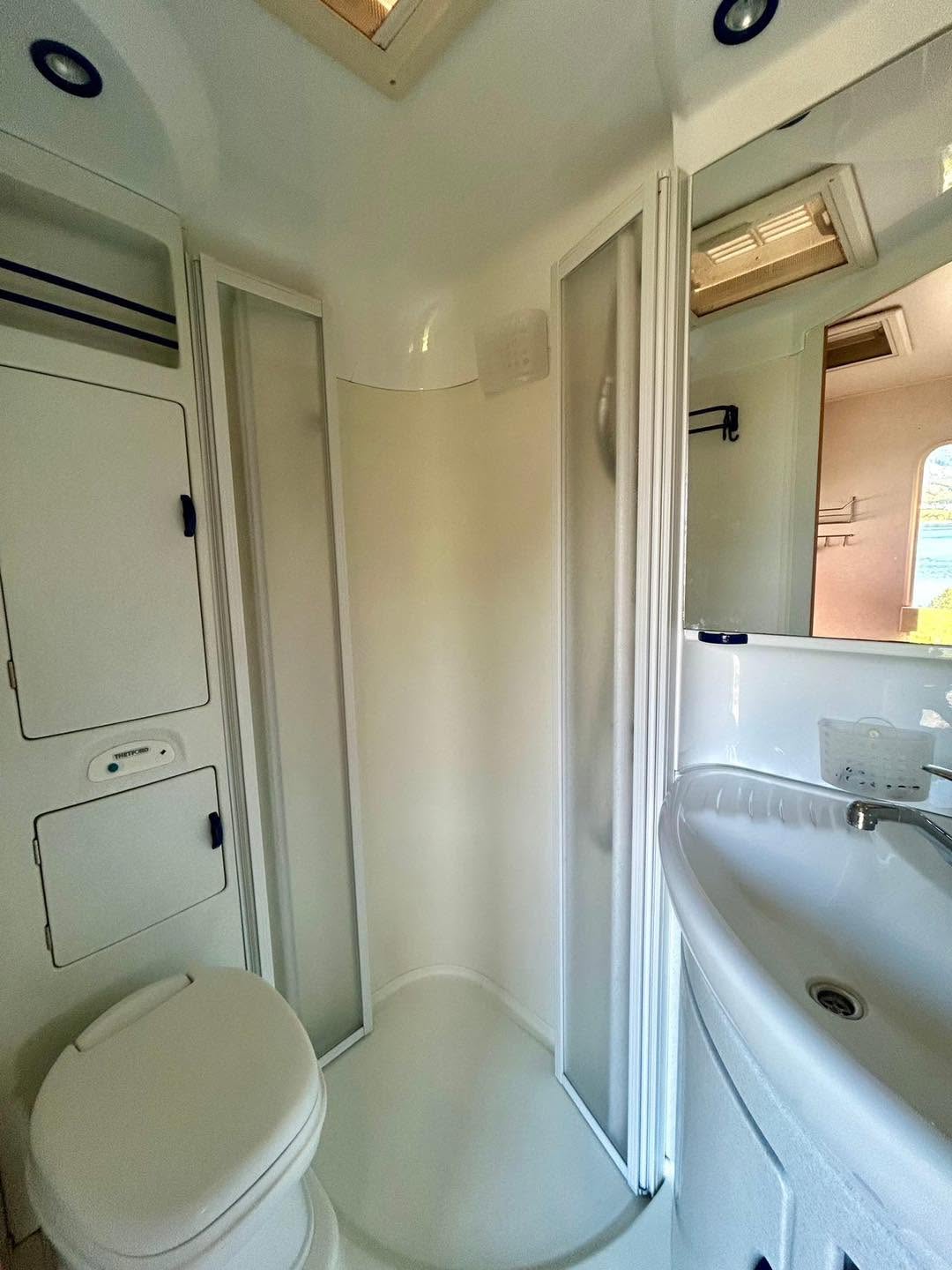 Mercedes-Benz Hymer
