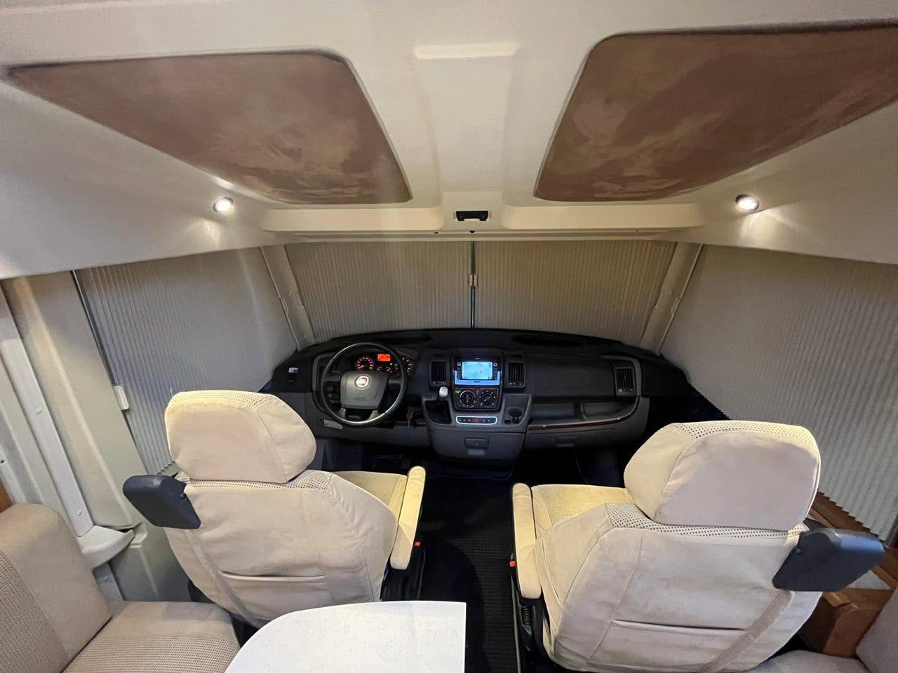 Rapido 9096 3.0L 160cv, Ano 2011