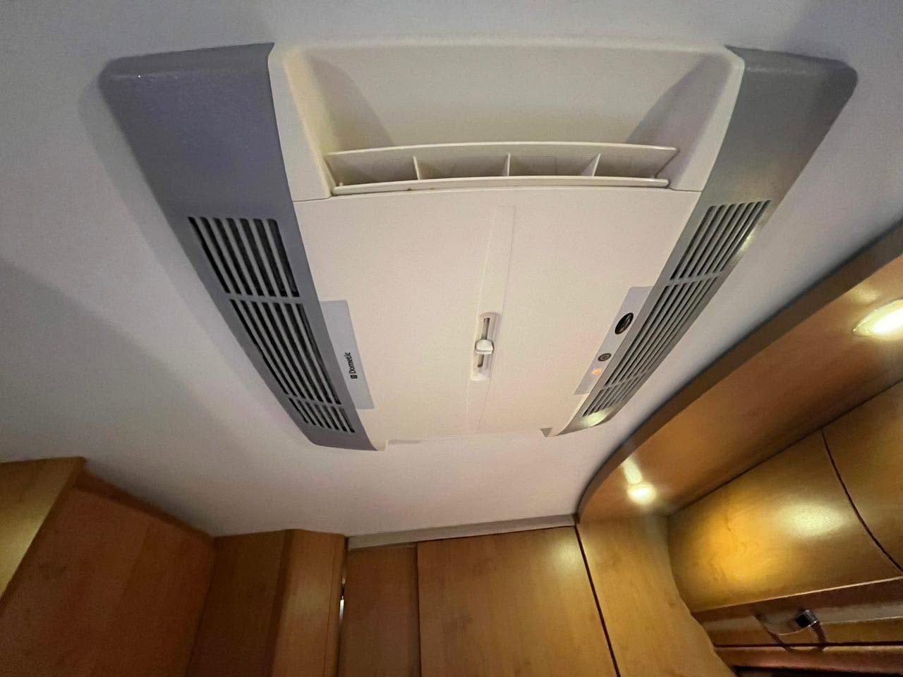 Rapido 9096 3.0L 160cv, Ano 2011
