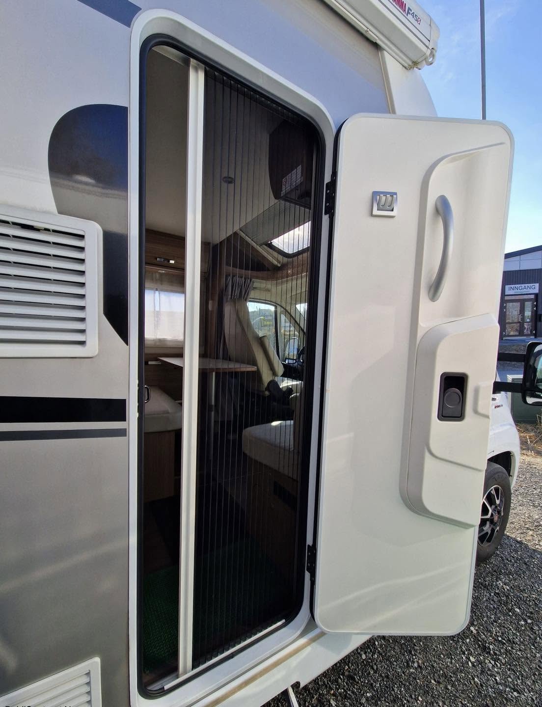 Carado T338 Ano 2020