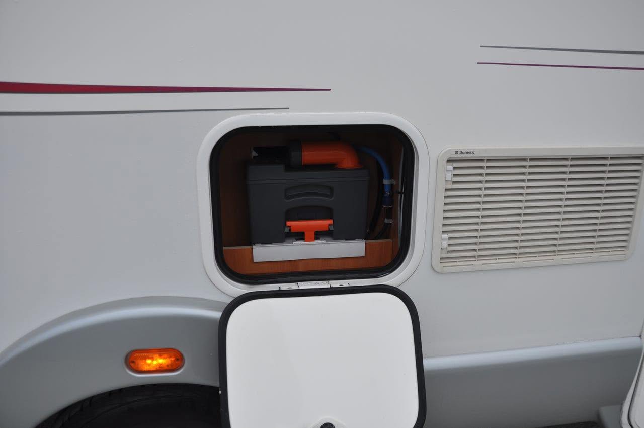 Rapido 9096 3.0L 160cv, Ano 2011