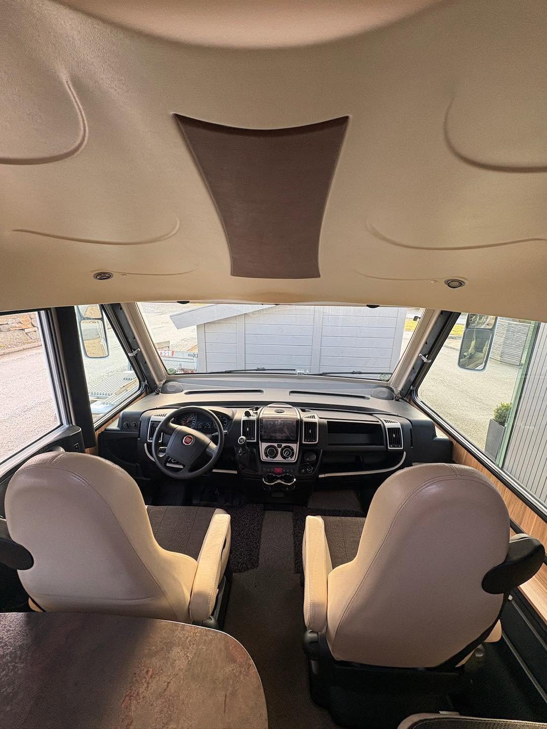 Pilote G742 XLC 2013