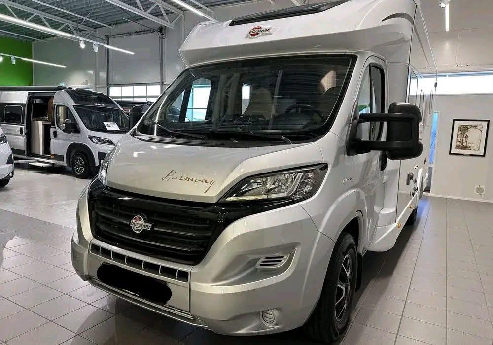 Bürstner Lyseo T 700, Automática 2019