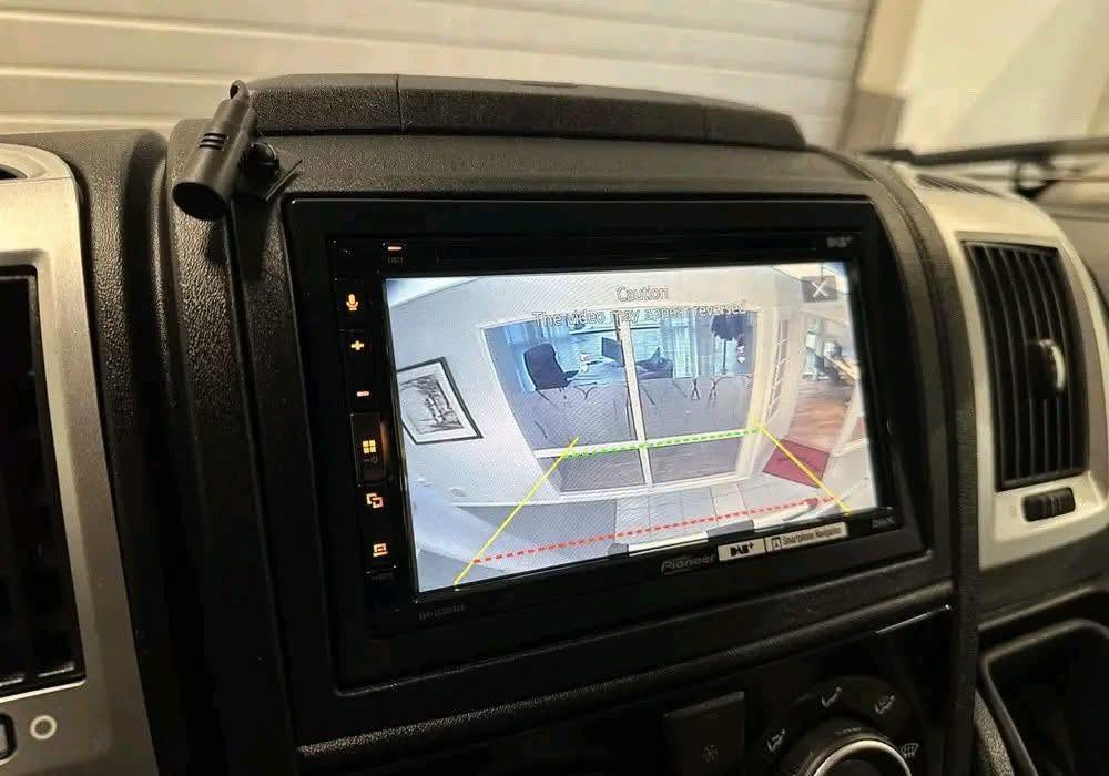 Bürstner Lyseo T 700, Automática 2019