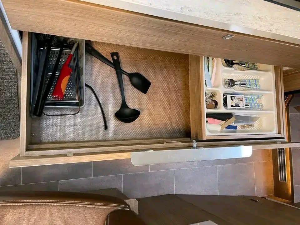 Bürstner Viseo 690 G, Automática 2017