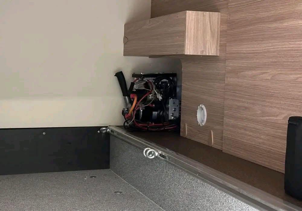 Bürstner Lyseo T 700, Automática 2019